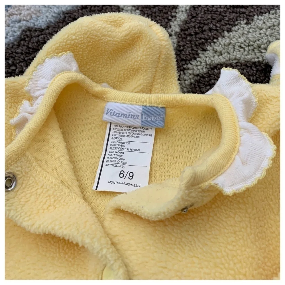 Vintage 2004 Vitamins Baby Fleece Layette Footie Pajama Sleeper Outfit 6/9 Month